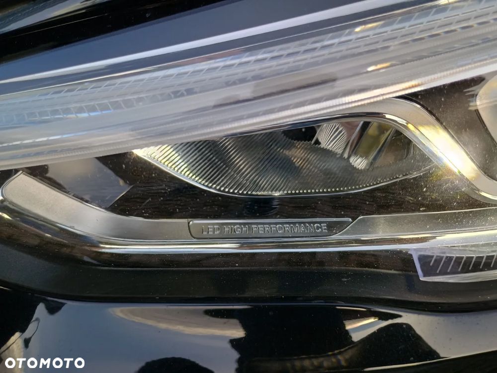 Mercedes-Benz GLA 200 d 4-Matic AMG Line - 13