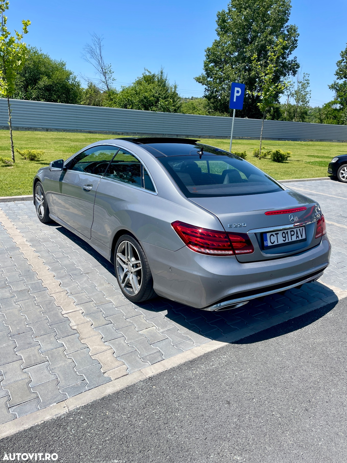 Mercedes-Benz E - 5