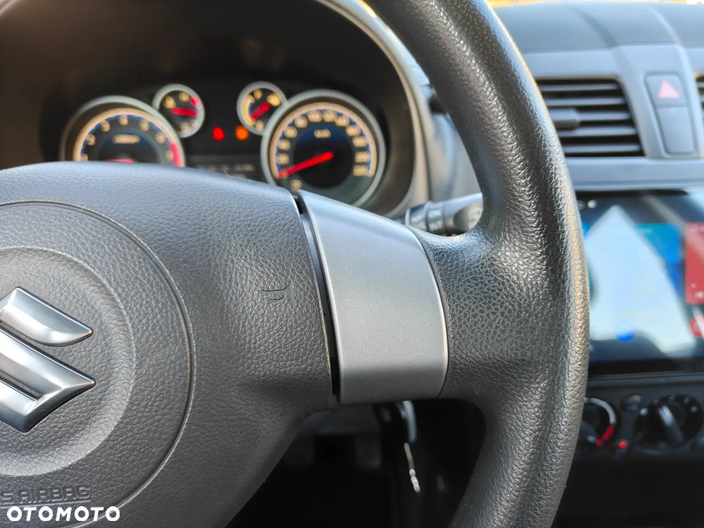 Suzuki SX4 1.6 VVT 4x2 Limited - 24