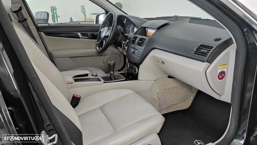 Mercedes-Benz C 220 CDi Avantgarde BE Start/Stop - 24