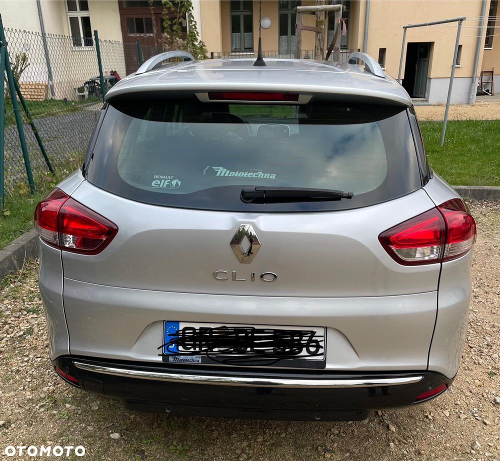 Renault Clio - 8