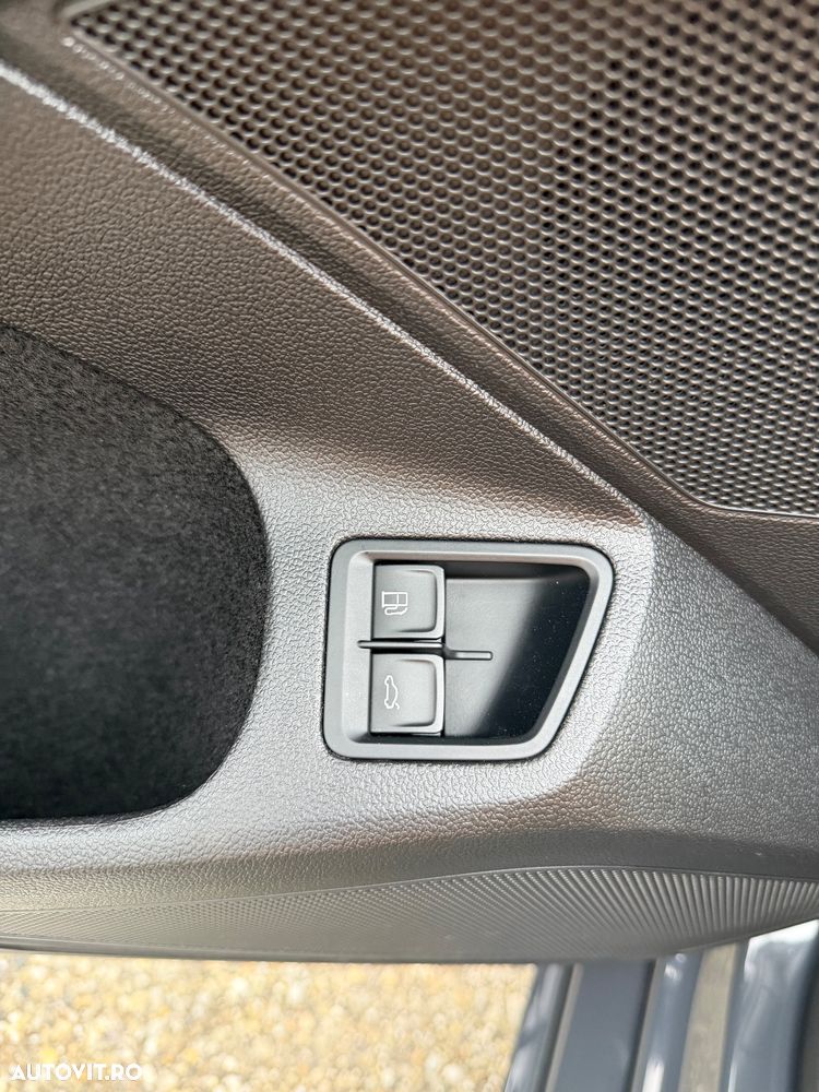 Volkswagen Passat - 23