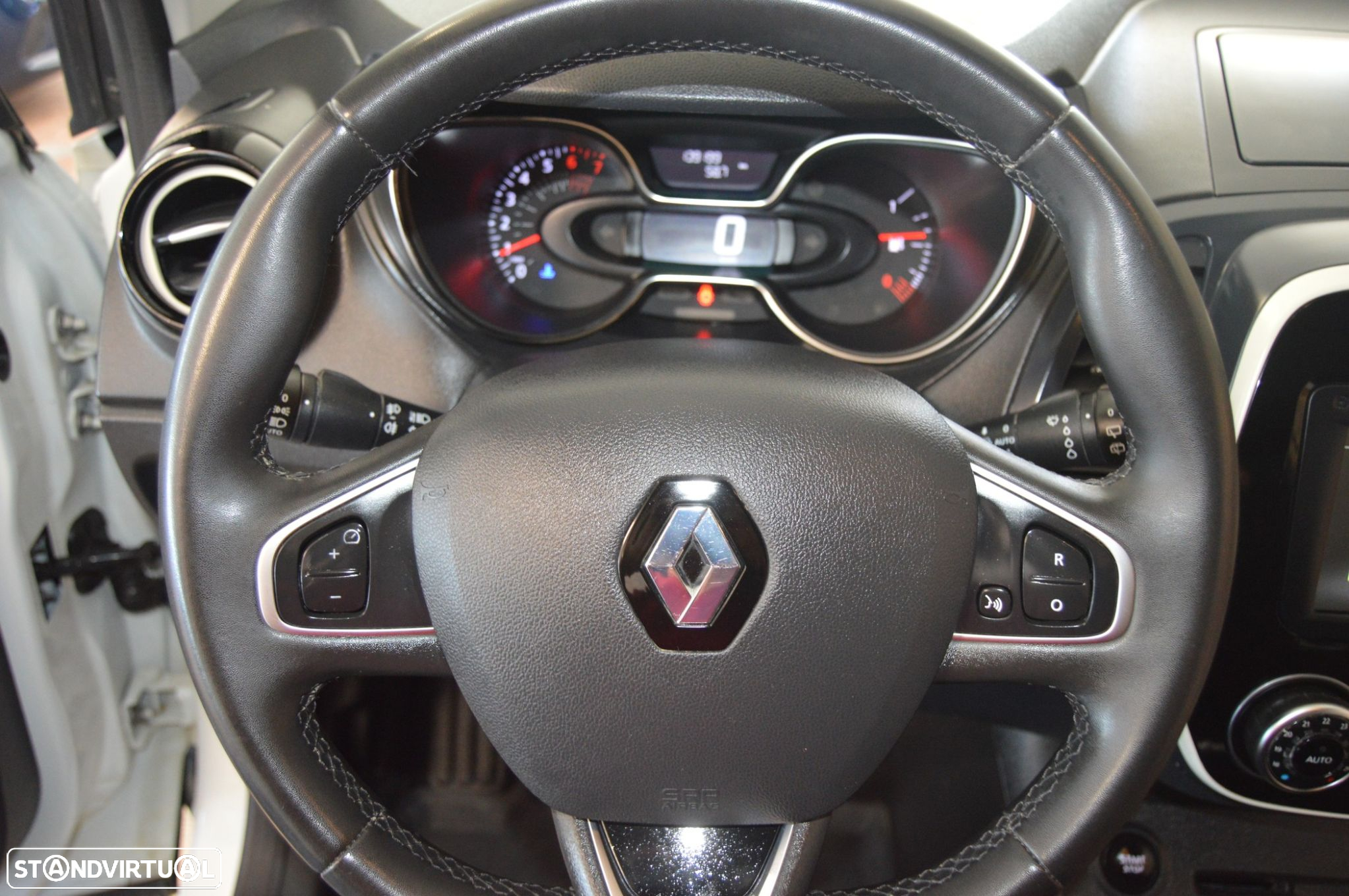 Renault Captur 0.9 TCE Exclusive - 35