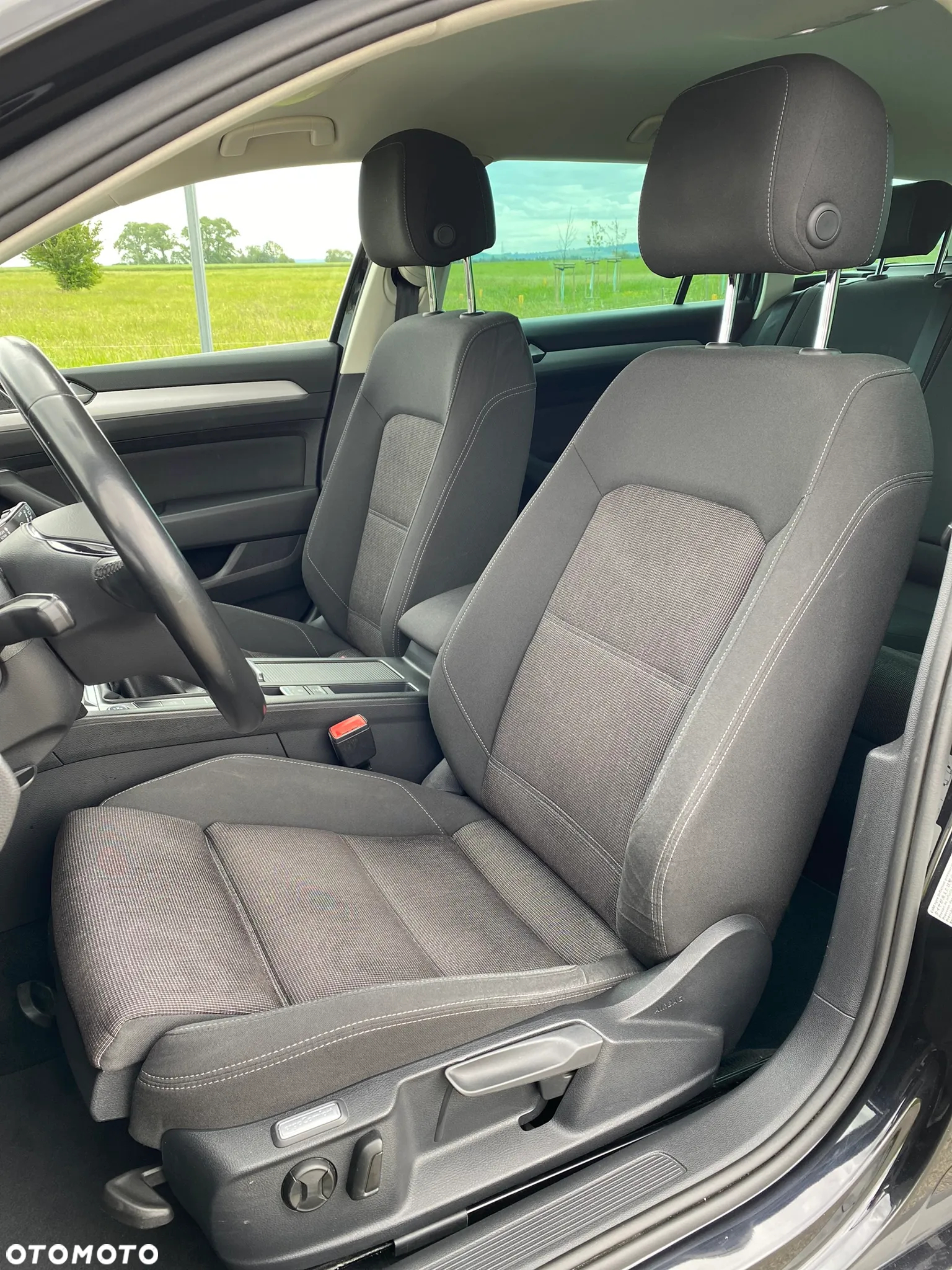 Volkswagen Passat 2.0 TDI BMT Comfortline - 15