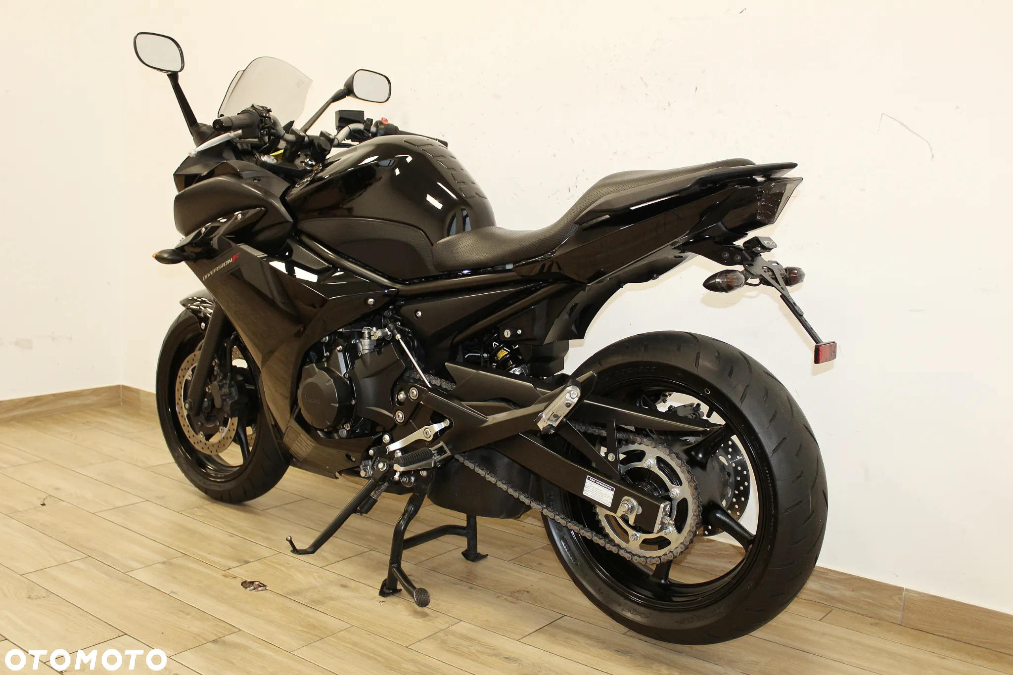 Yamaha XJ - 15