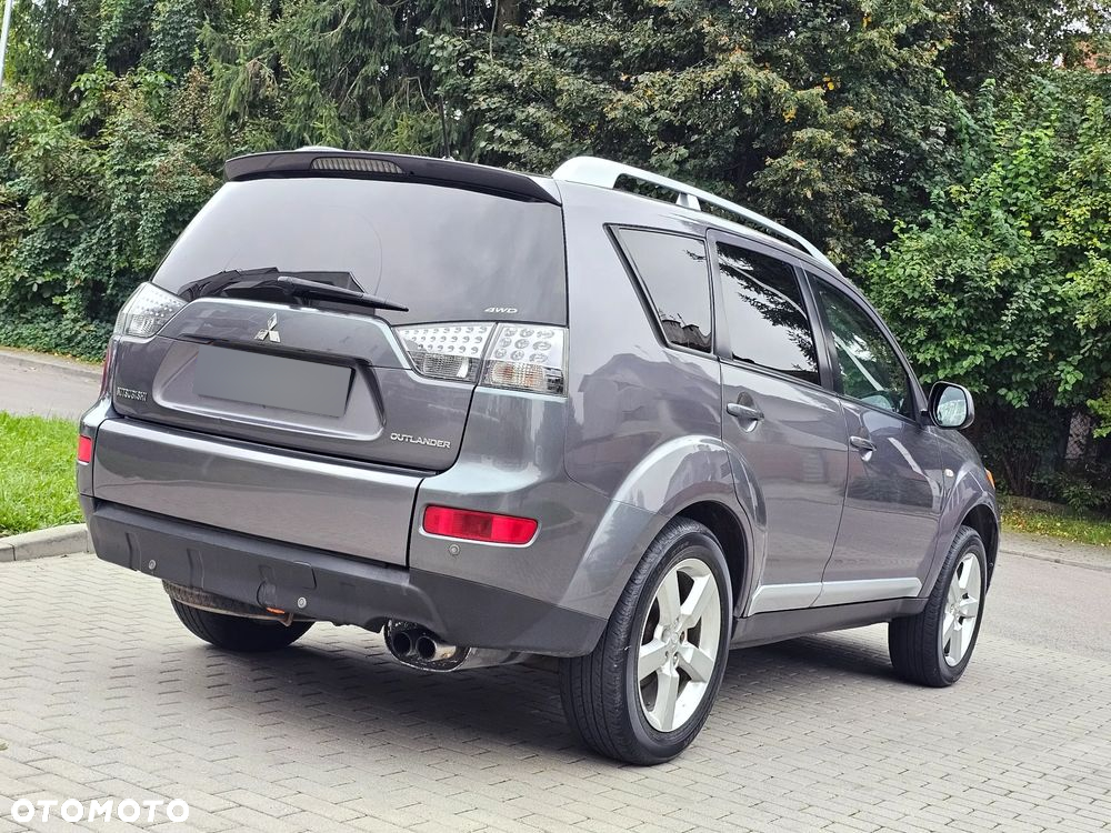 Mitsubishi Outlander 2.0 DID Intense - 5