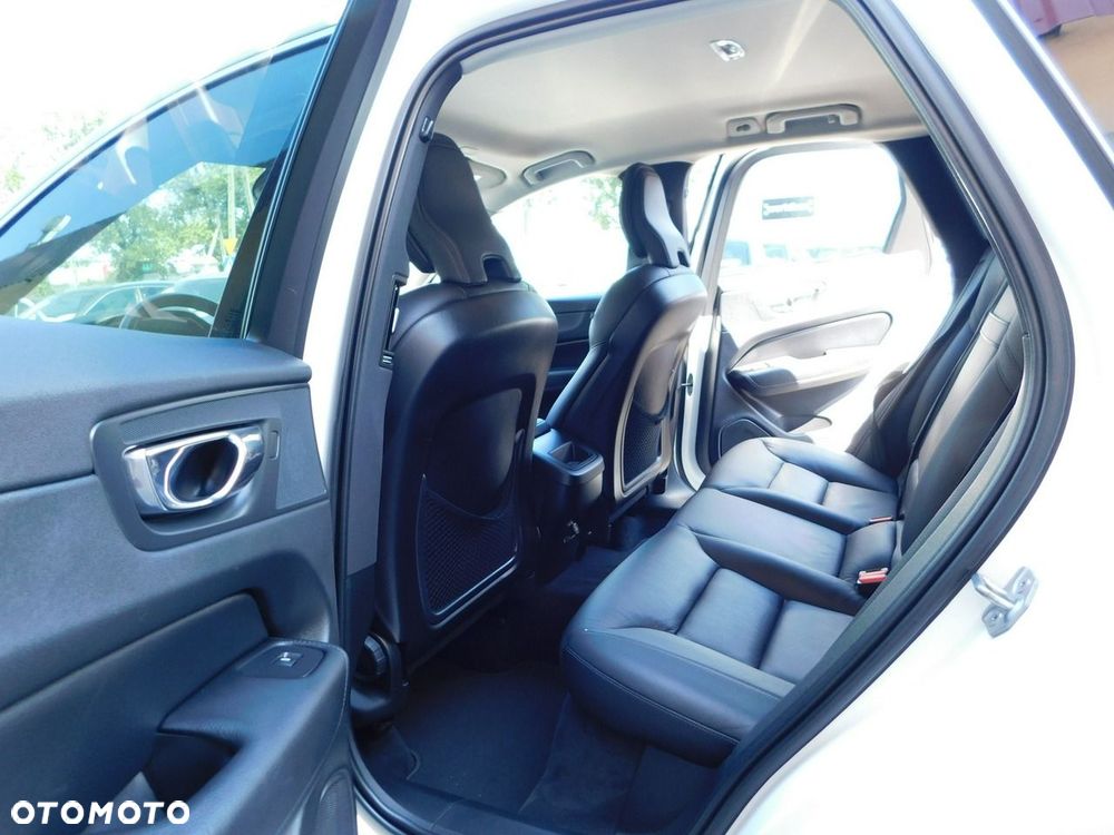 Volvo XC 60 D4 Inscription - 10