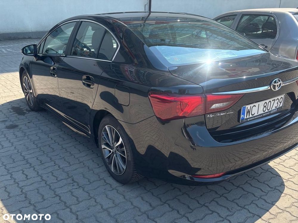 Toyota Avensis 2.0 D-4D Prestige - 3
