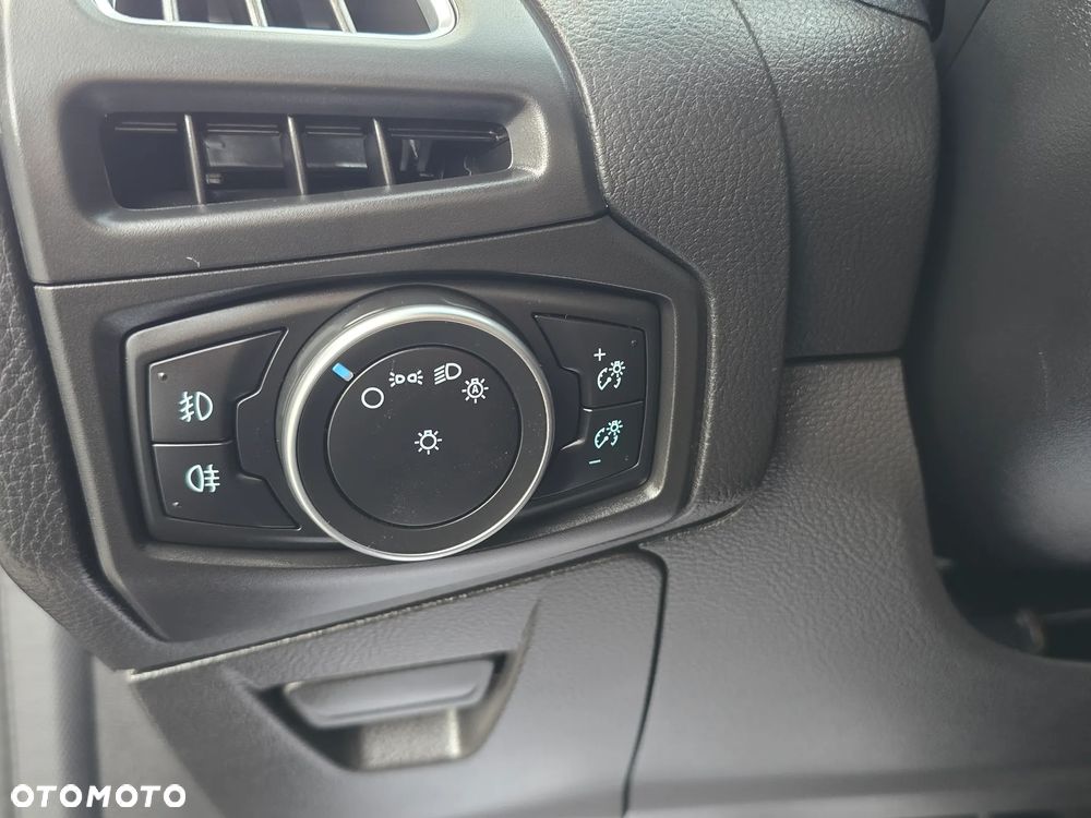 Ford Focus - 31