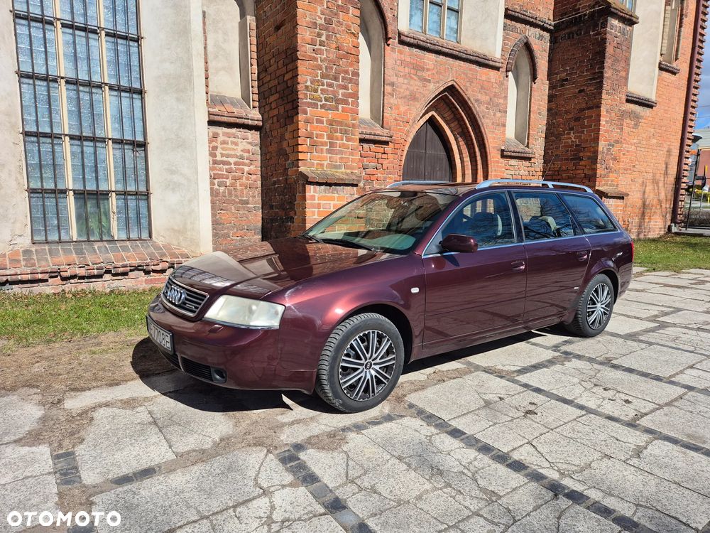 Audi A6 Avant 2.8 30V Quattro - 1