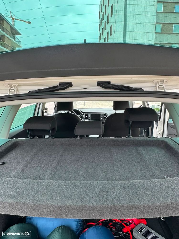 SEAT Ateca 1.6 TDI ECOMOTIVE Reference — fotografia 24