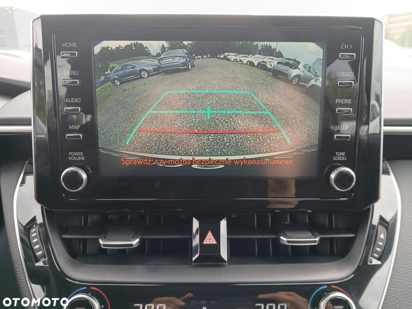 Toyota Corolla - 28