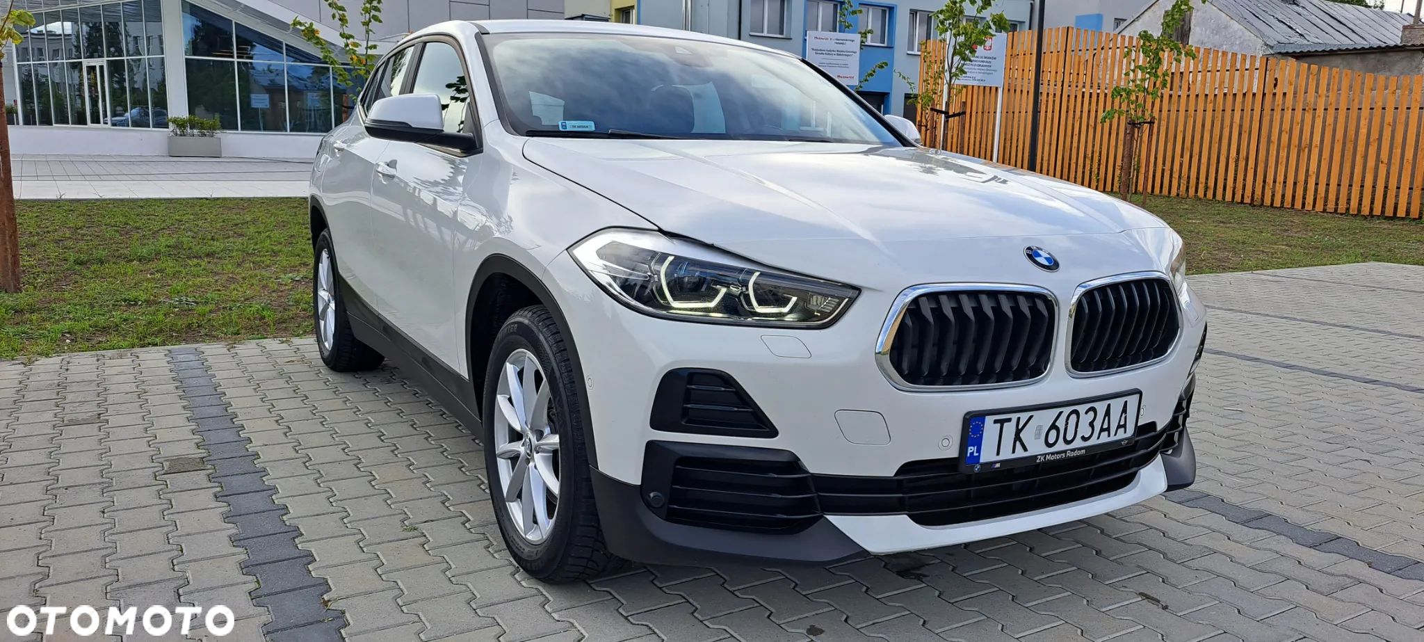 BMW X2 sDrive18i Advantage - 1