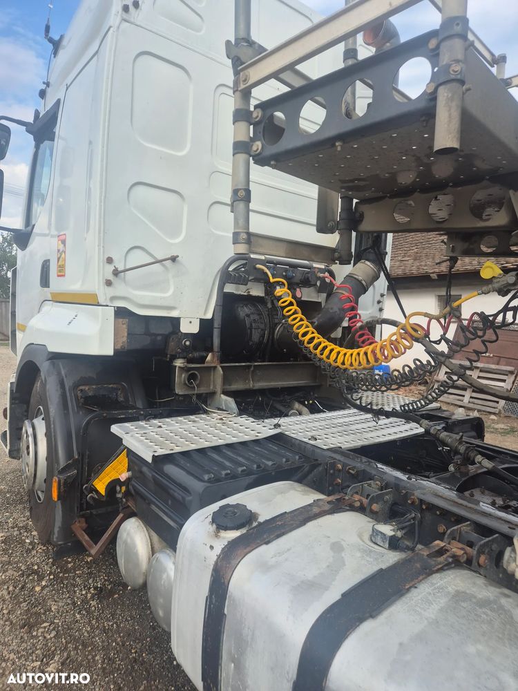 Renault Premium - 11