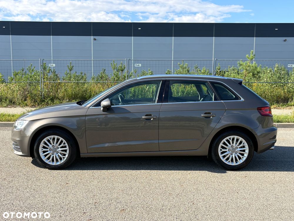 Audi A3 Sportback 2.0 TDI S tronic - 5