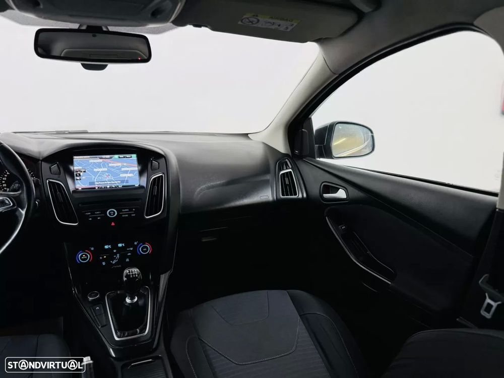 Ford Focus 1.5 TDCi Titanium - 23