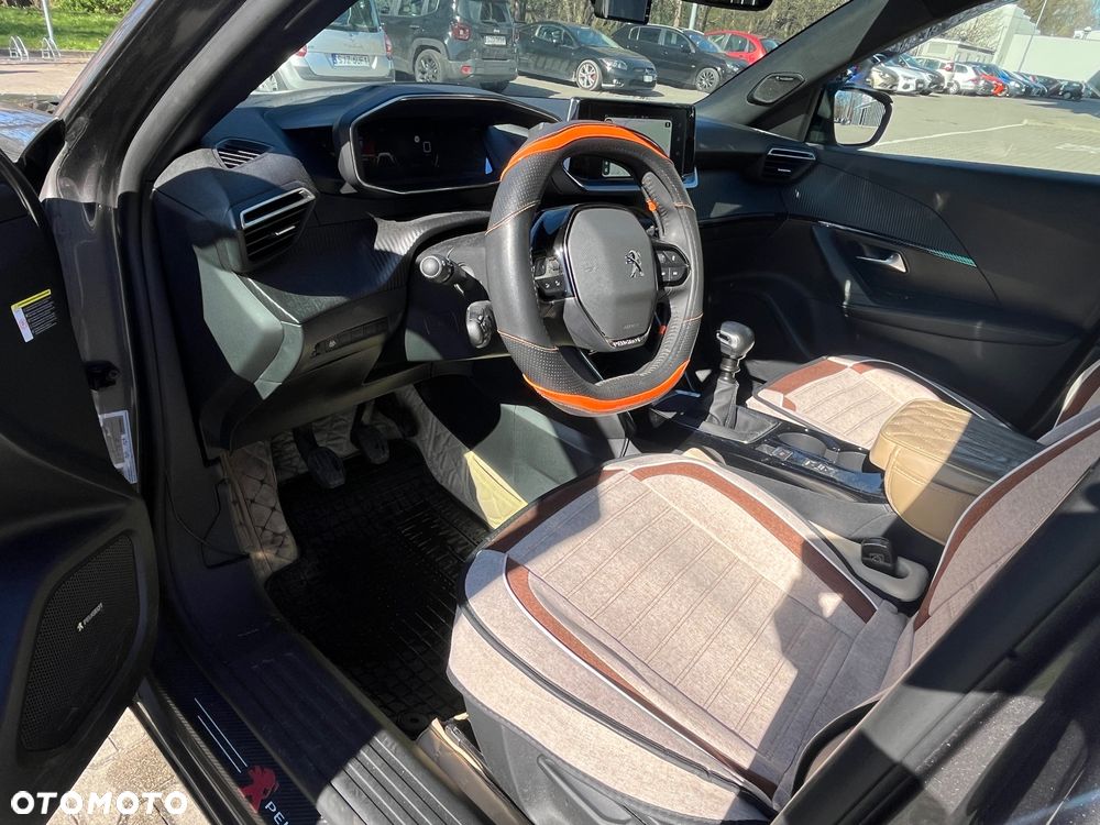 Peugeot 2008 PureTech 100 Allure S&S BVM6 - 21