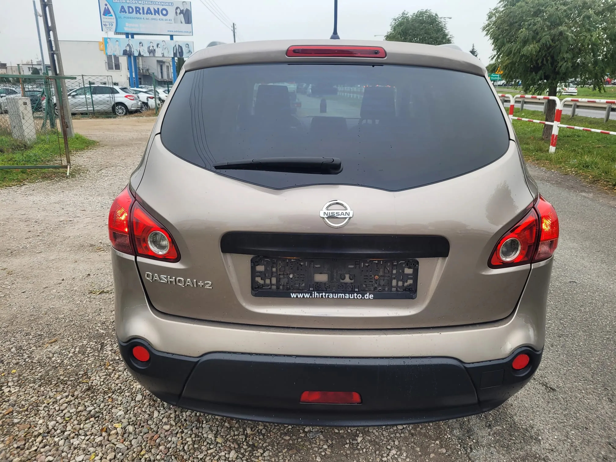 Nissan Qashqai+2 2.0 4x4 Tekna Premium - 9