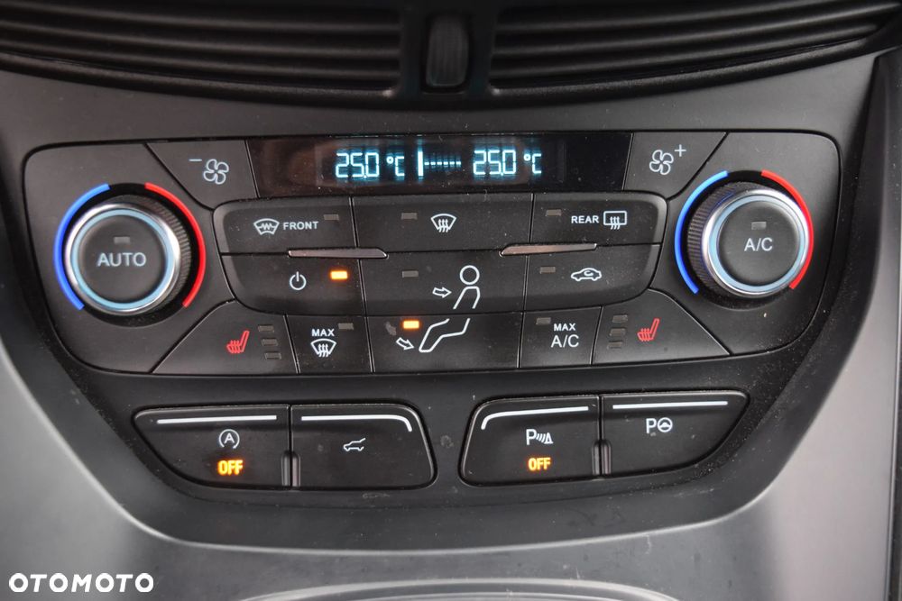 Ford Kuga 2.0 TDCi 4x4 ST-Line - 30
