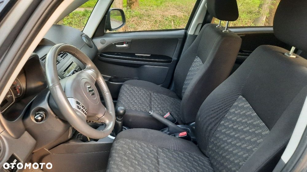 Suzuki SX4 1.6 GLX / Comfort - 8