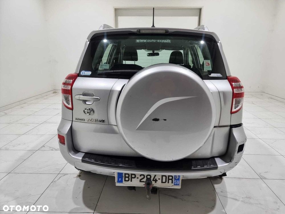 Toyota RAV4 - 7