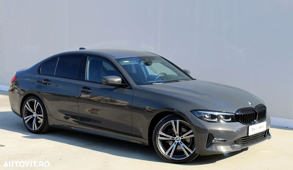BMW Seria 3 320d xDrive Aut. - 30