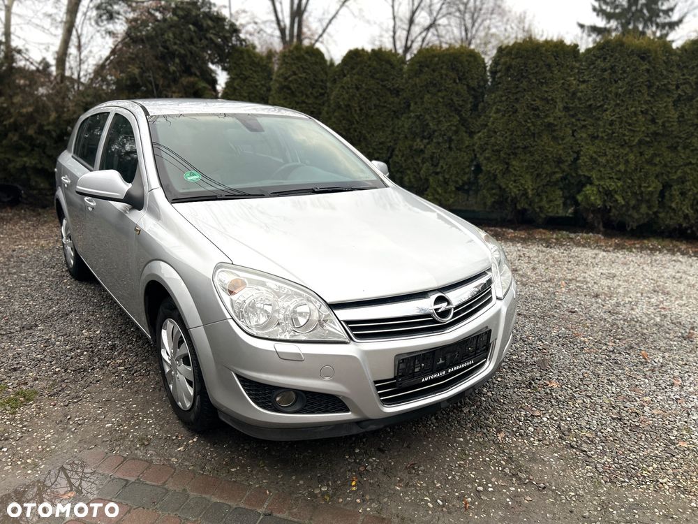 Opel Astra 1.6 Active - 11