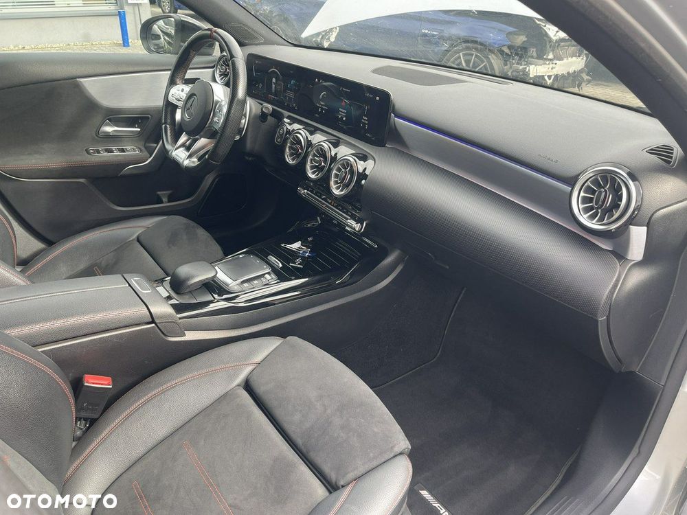 Mercedes-Benz Klasa A AMG 35 4Matic AMG Speedshift DCT 7G Edition 1 - 9