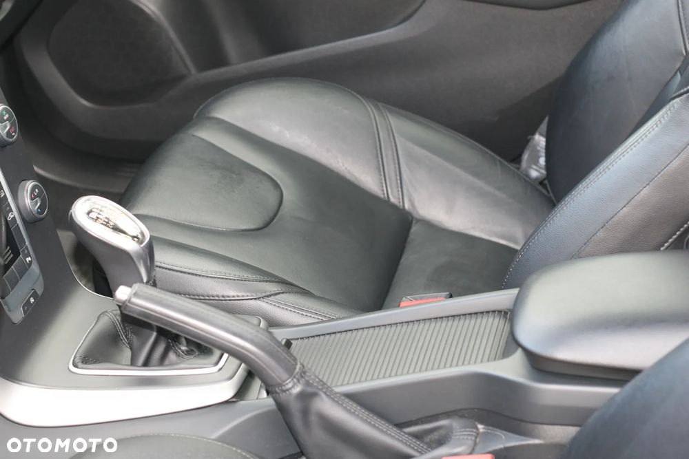 Volvo V40 T2 Momentum - 13