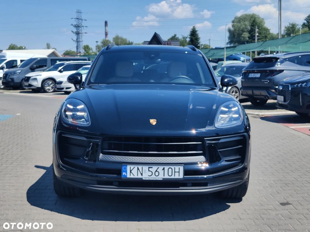 Porsche Macan Standard - 2