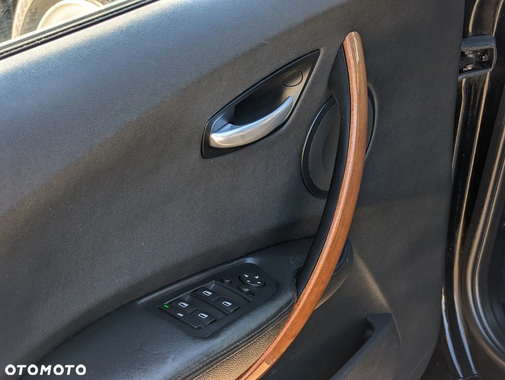 BMW Seria 1 120i - 17