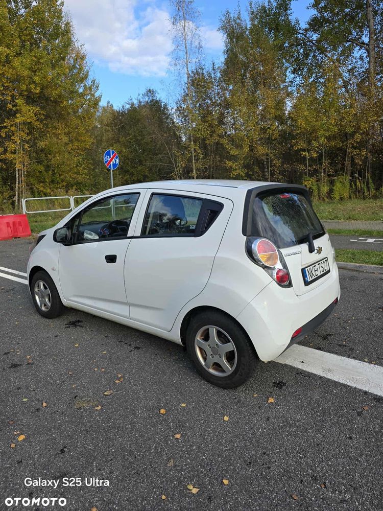 Chevrolet Spark 1.0 Base - 8