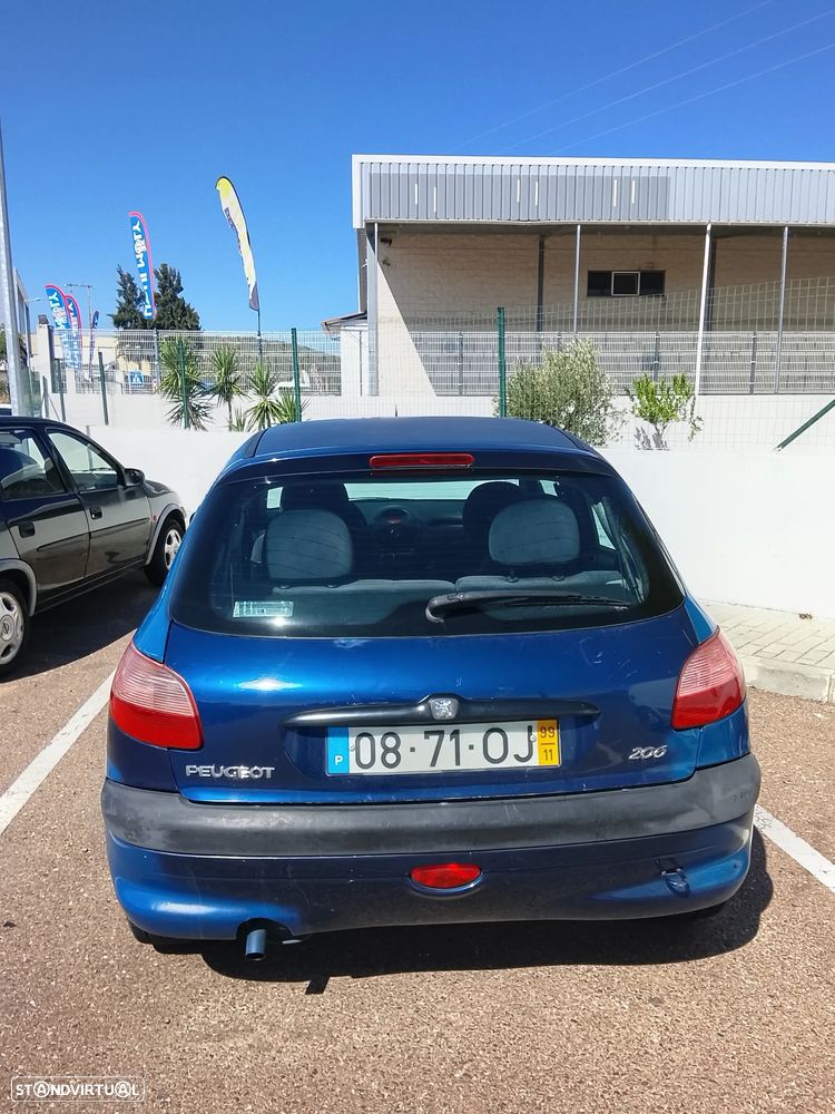Peugeot 206 1.1 Color Line - 4