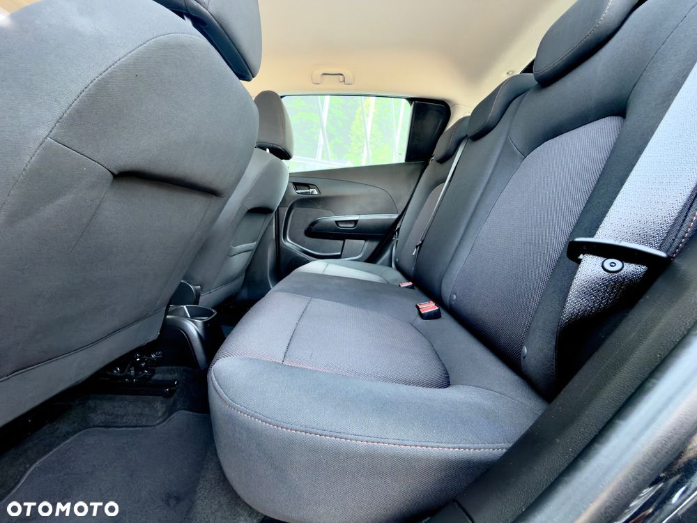 Chevrolet Aveo - 22