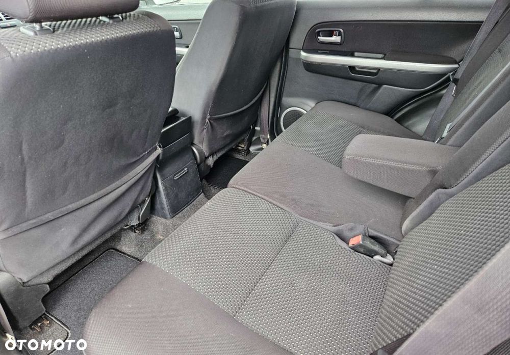 Suzuki Grand Vitara - 10
