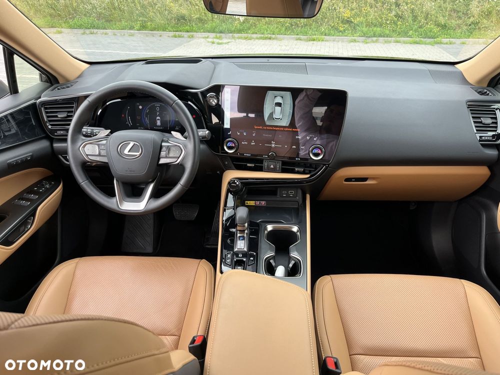 Lexus NX 350h Prestige AWD - 18