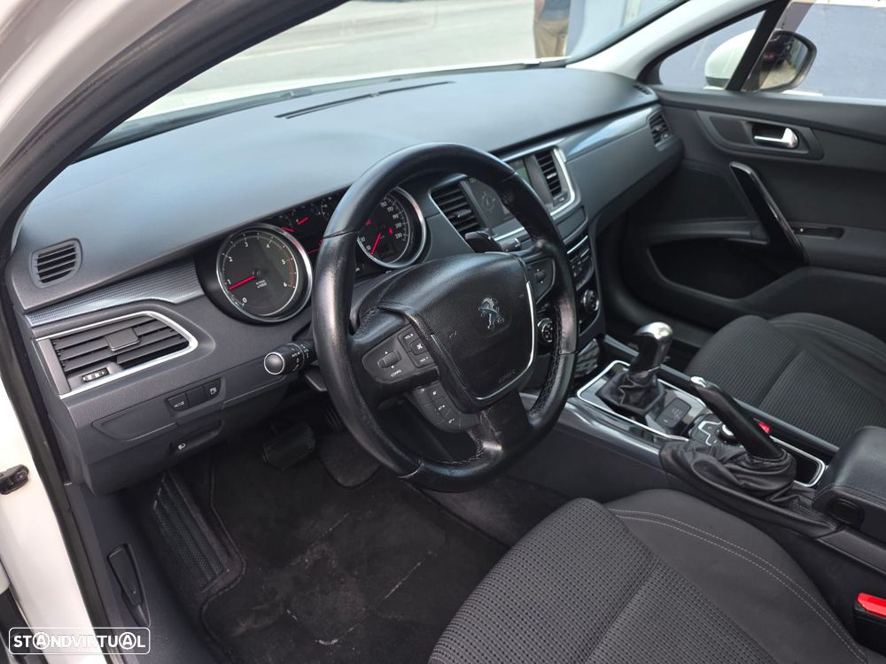 Peugeot 508 SW 1.6 e-HDi Allure 2-Tronic - 24