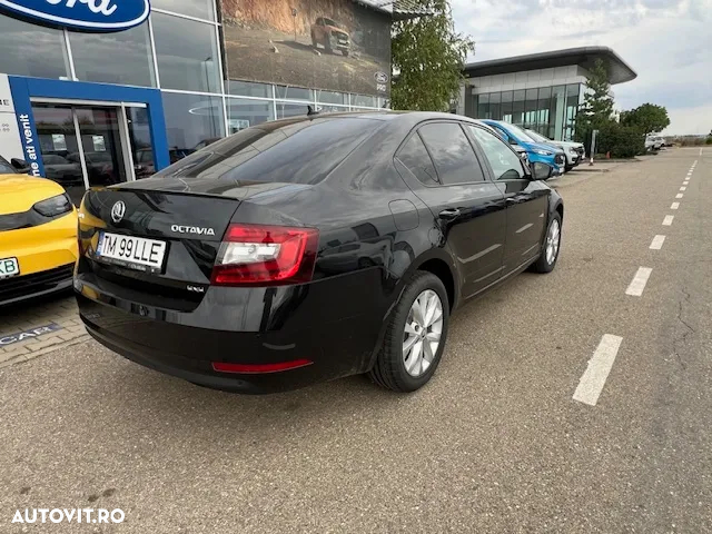 Skoda Octavia 2.0 TDI DSG 4X4 Laurin&Klement - 5