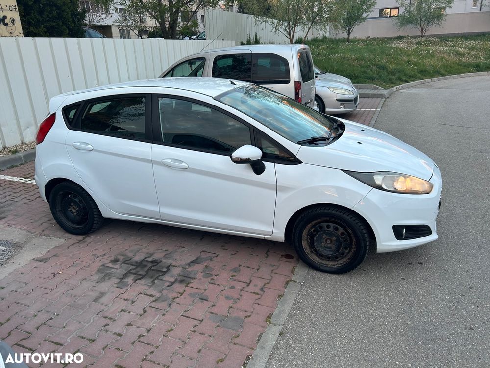 Ford Fiesta 1.5 TDCi DPF Titanium - 2