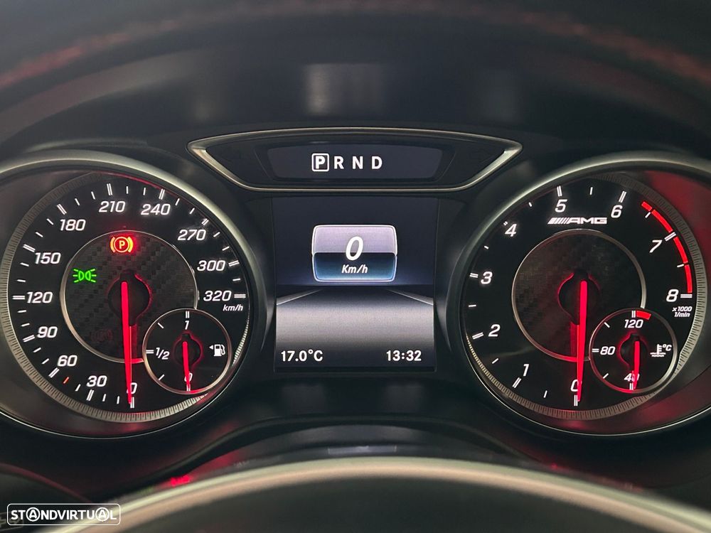 Mercedes-Benz A 45 AMG 4-Matic - 16