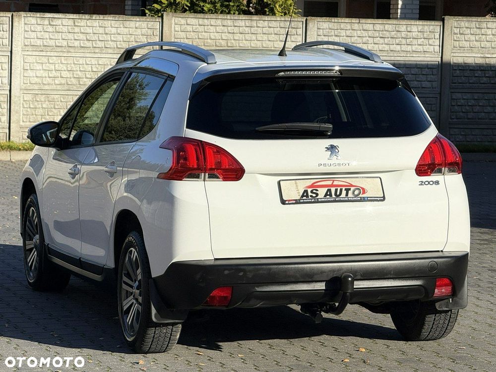 Peugeot 2008 - 4
