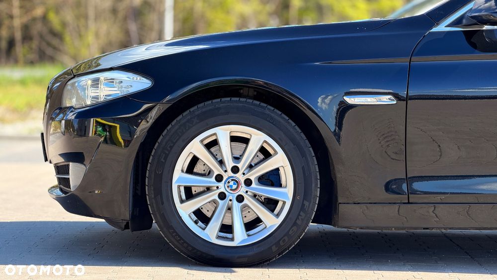 BMW Seria 5 520d Luxury Line - 31