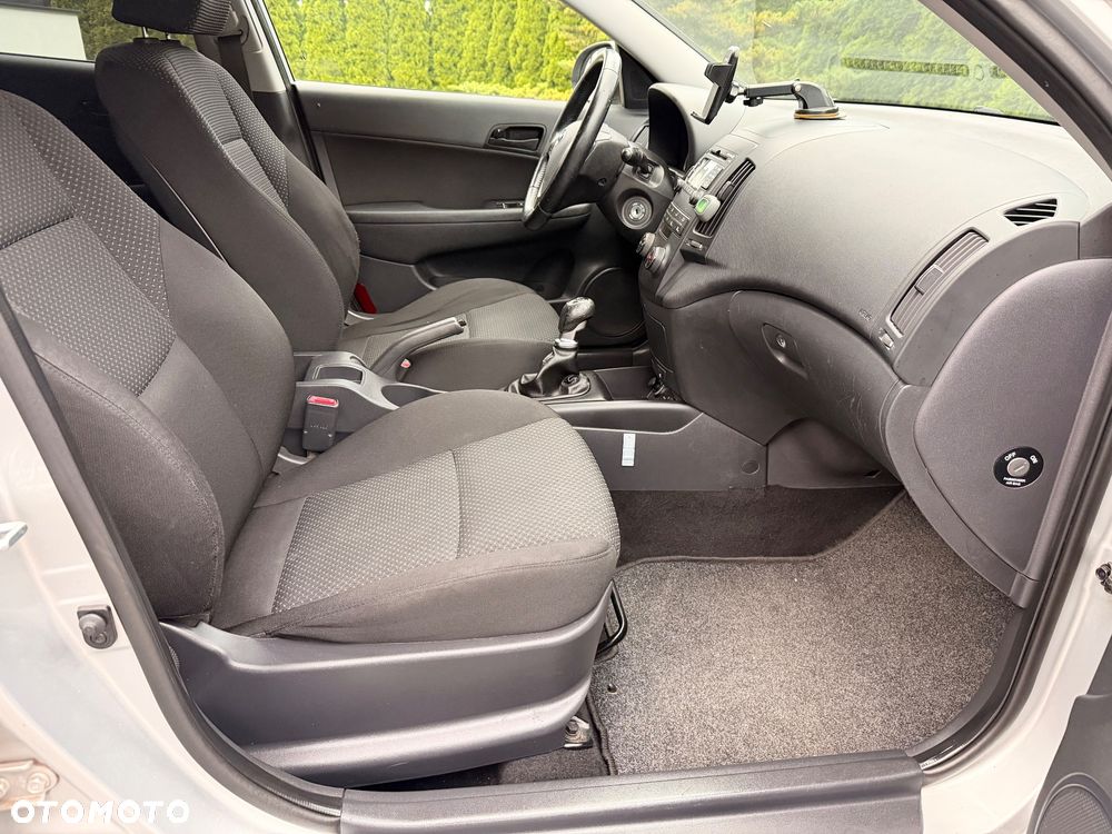 Hyundai i30 1.4 Blue Classic - 19