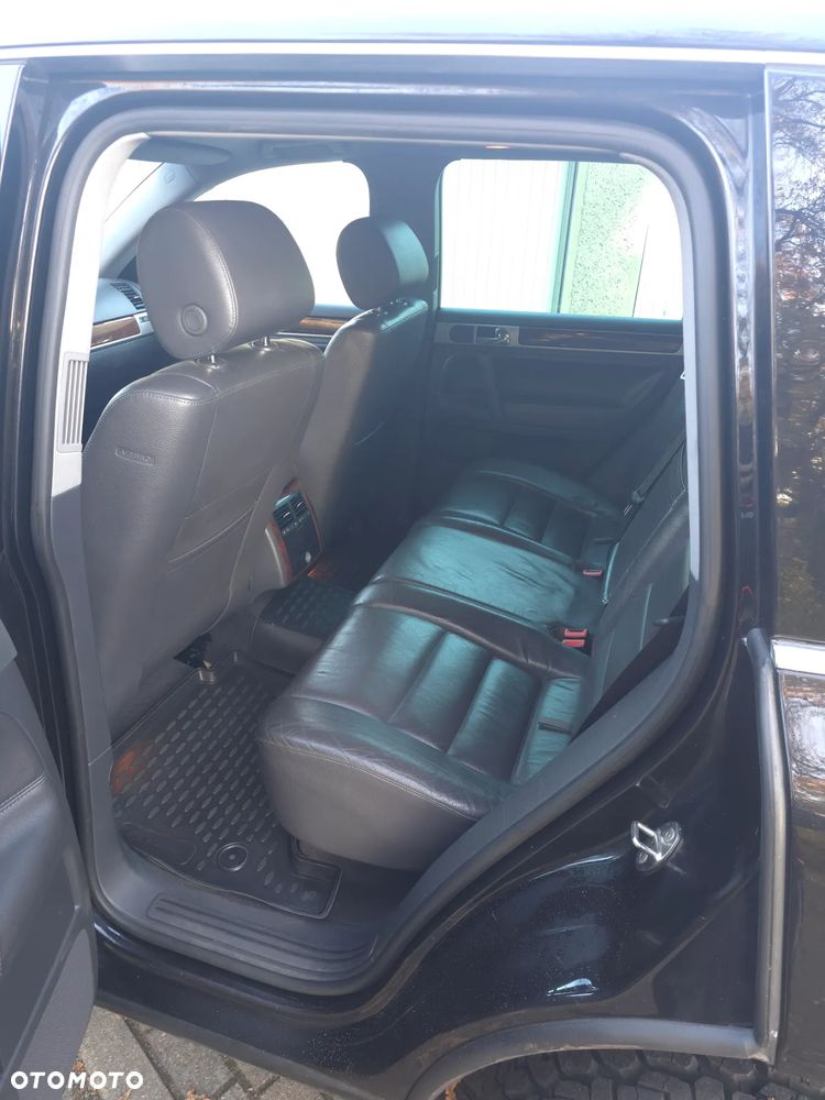 Volkswagen Touareg - 13