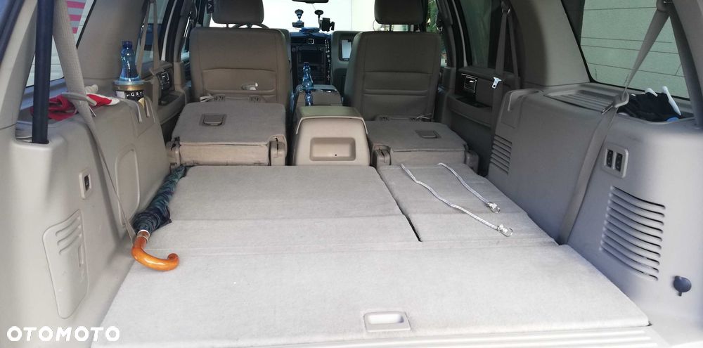 Lincoln Navigator 5.4 L 4x4 - 19