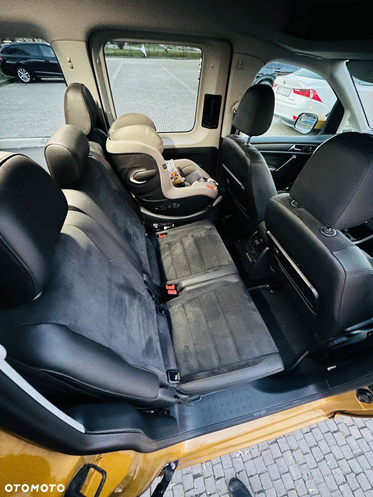 Volkswagen Caddy 1.4 TSI Highline DSG - 9