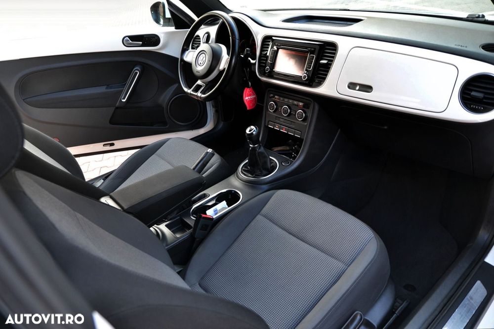 Volkswagen Beetle 1.6 TDI - 12