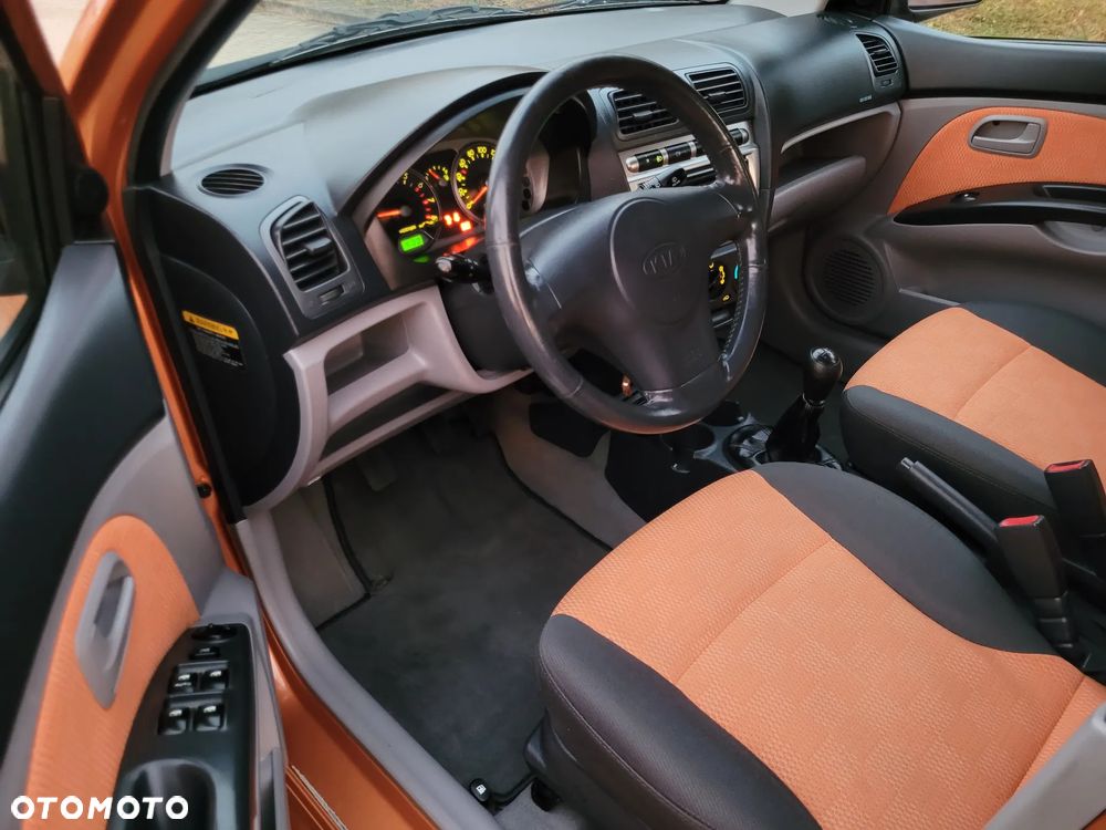 Kia Picanto 1.1 Vision - 12