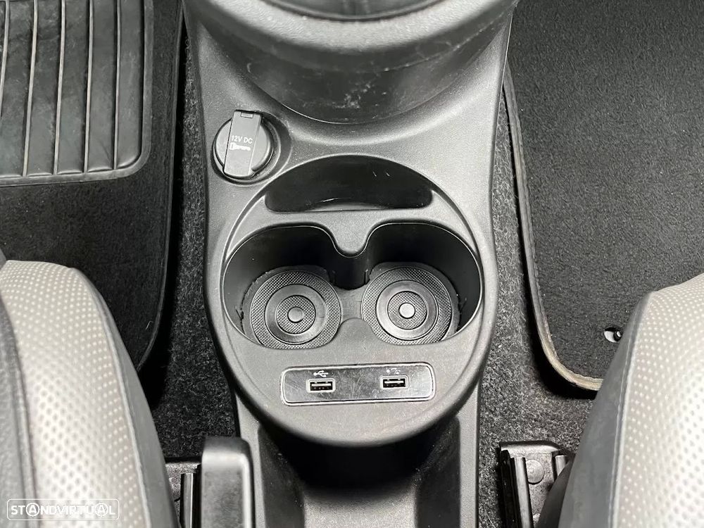 Fiat 500C 1.0 Hybrid Connect - 20