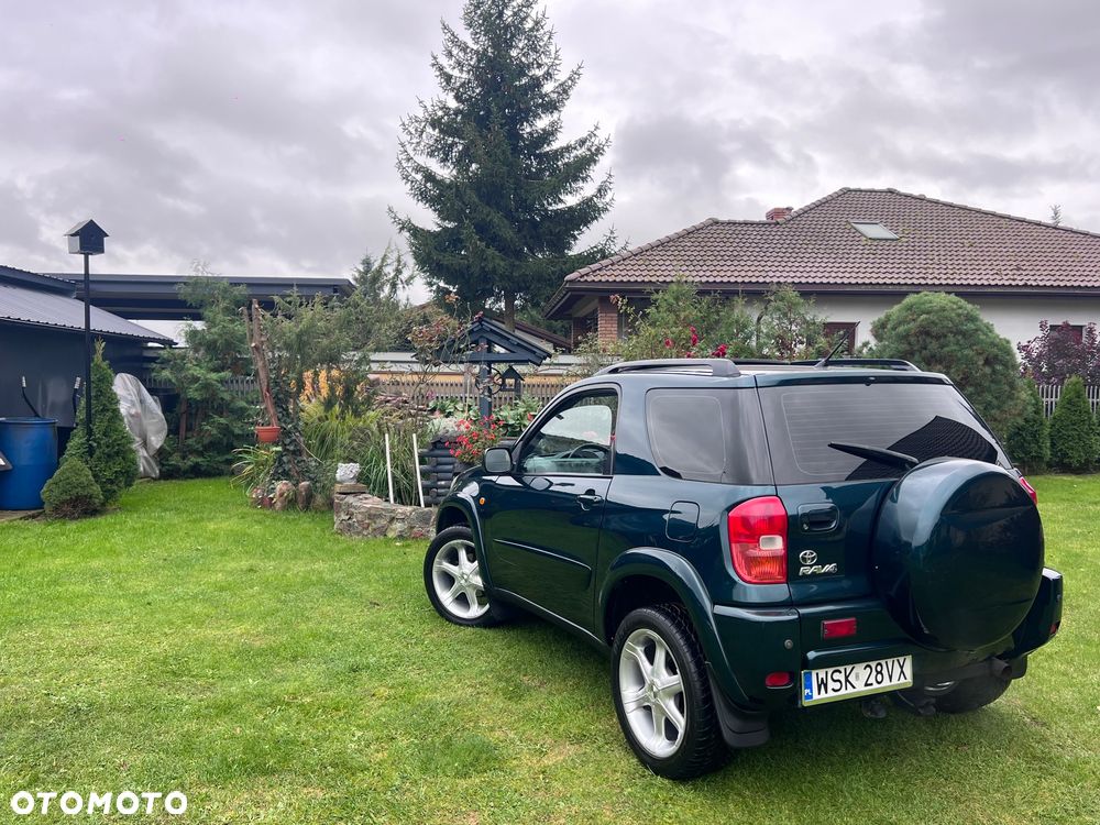 Toyota RAV4 2.0 VVT-i 4x4 - 5